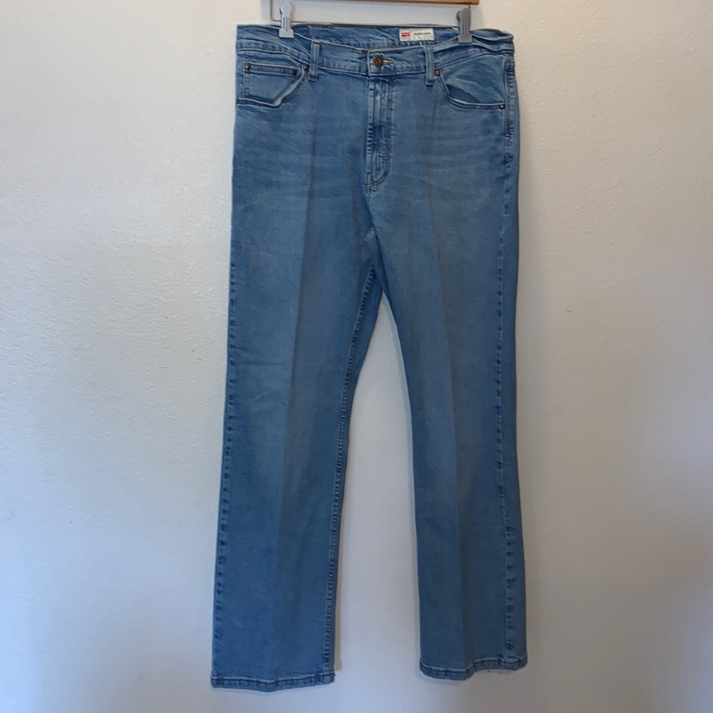 Wrangler blue relaxed fit bootcut jeans